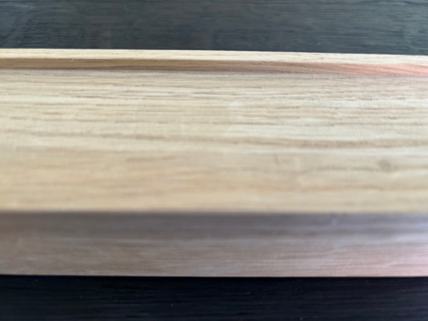 PASAMANOS DE ROBLE RECTANGULAR DE LAMINA FINGER JOINT